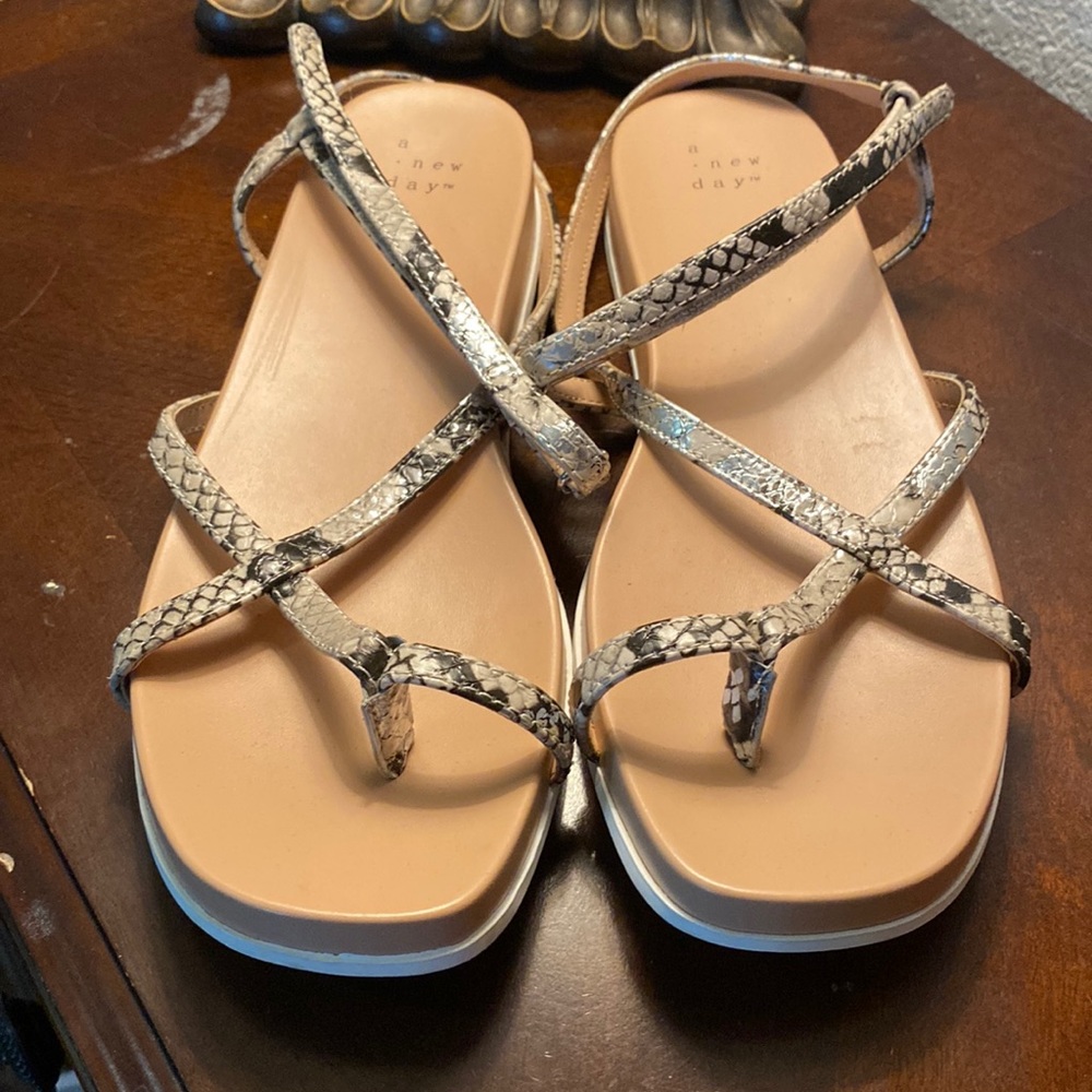Sandals With Snake Like Print Straps - image 1